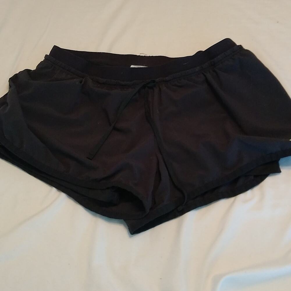 Nike DRI fit women's size Medium Black shorts.